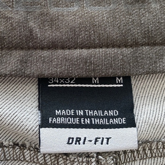 Nike Golf Dri-Fit Flat Front Chinos Pants in Tan/Khaki, Size 34x32 - Picture 11 of 12